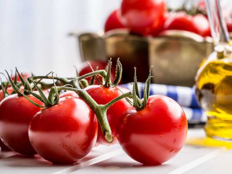 Врач: помидоры защищают от болезней сердца, рака и слабости костей