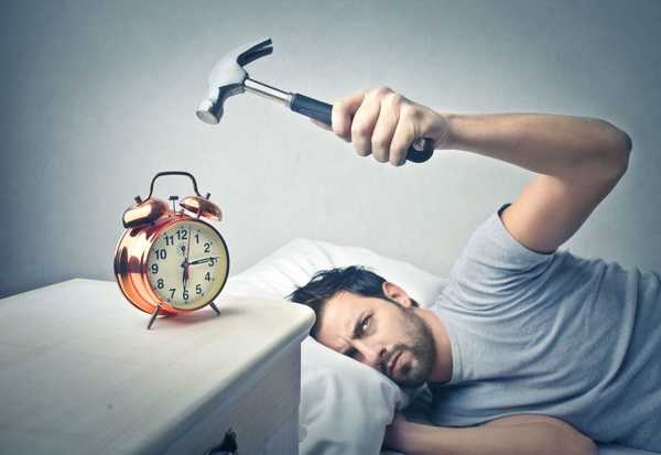 Как выбрать будильник чтобы его не хотелось разбить по утрам - Автор Ирина Колосова