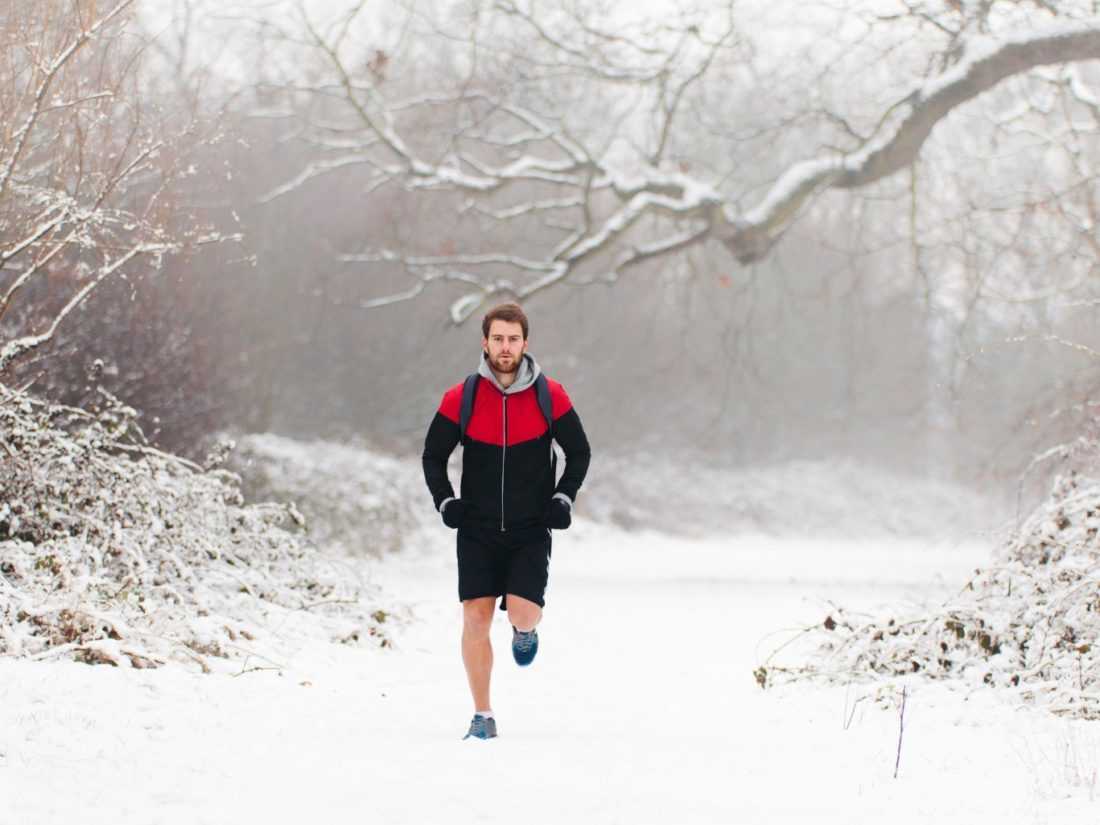 Бег зимой. 8 причин почему бегать зимой полезно - Виды спорта - Фитнес