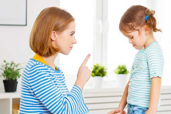Почему ребёнок не слушает родителей