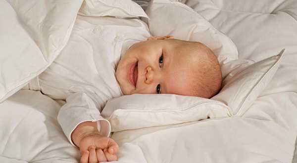 Как правильно выбрать одеяло для малыша